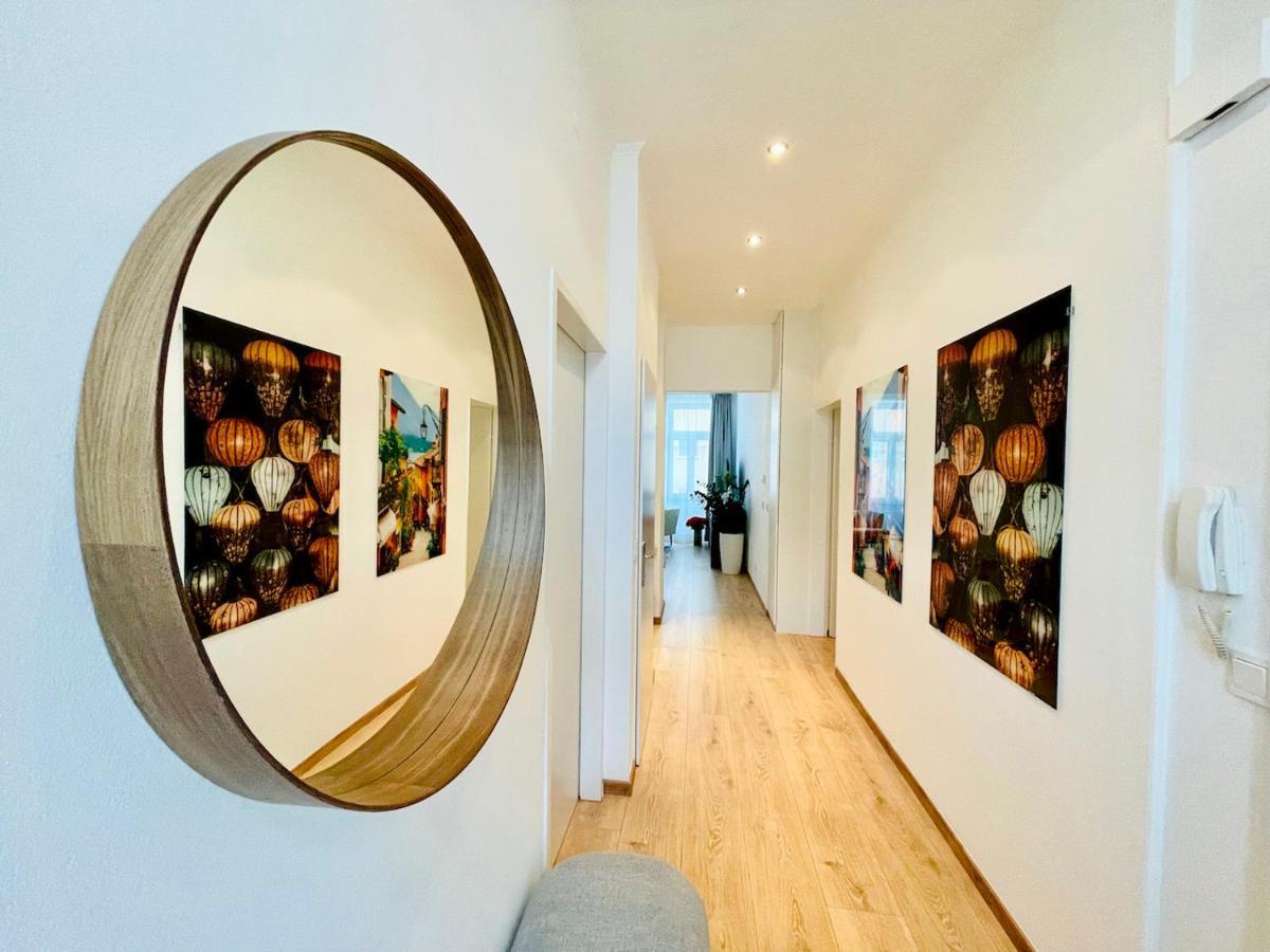 Appartement Colorful & Quiet In Beautiful Viennese Building